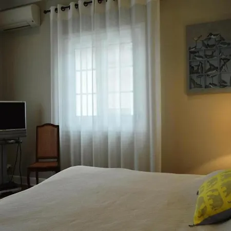 Διαμέρισμα House - 8 Pers, 220 M2, 6/2 *